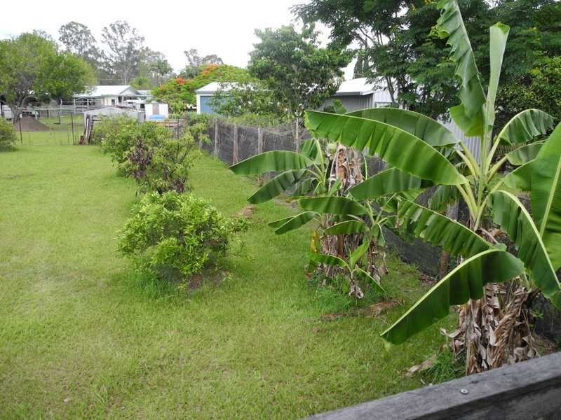 23 Martin Street, Bororen QLD 4678