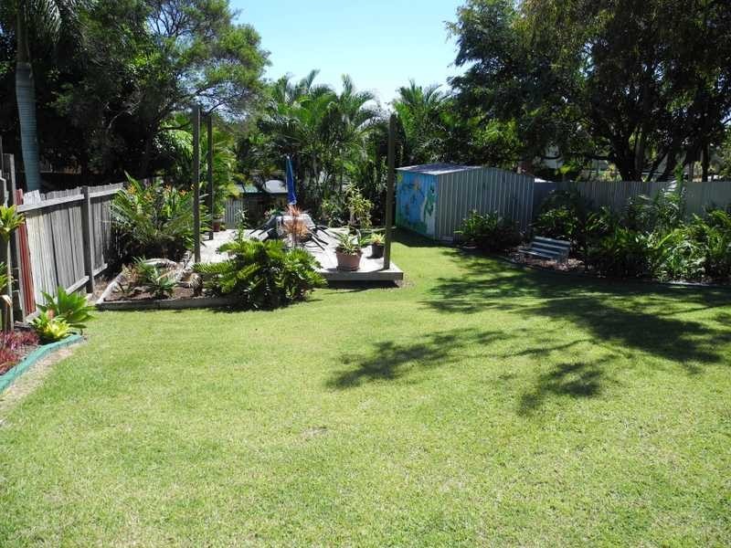 2/36 Langdon Street, Tannum Sands QLD 4680