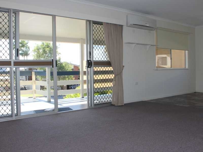 69 Booth Avenue, Tannum Sands QLD 4680