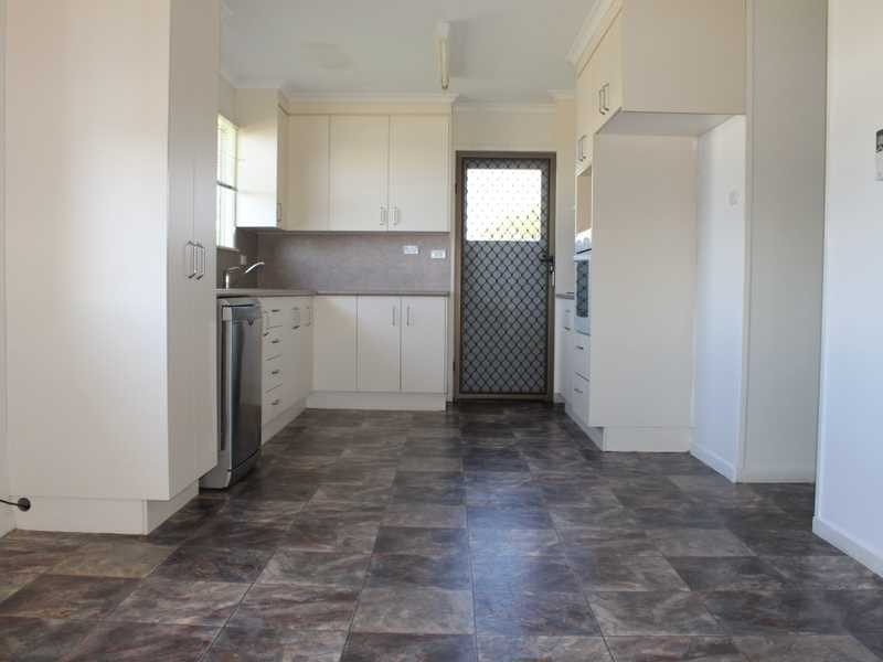 69 Booth Avenue, Tannum Sands QLD 4680