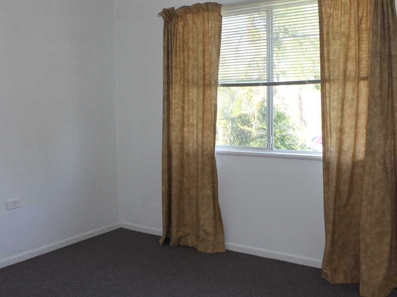69 Booth Avenue, Tannum Sands QLD 4680