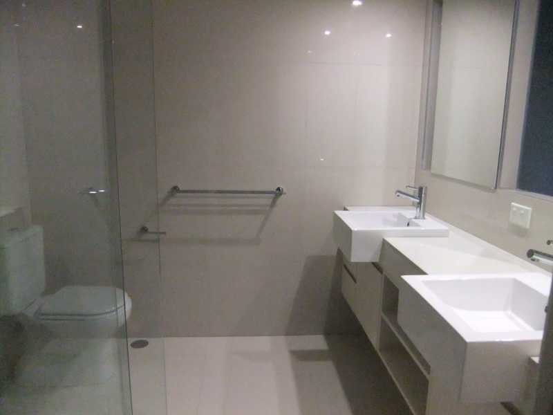 12/2 The Promenade, Boyne Island QLD 4680