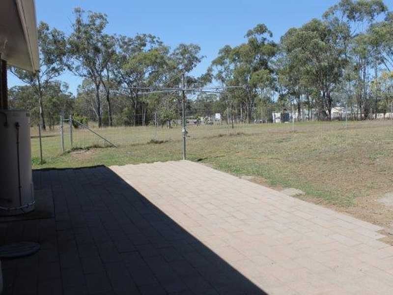25 McPherson Road, Boyne Island QLD 4680