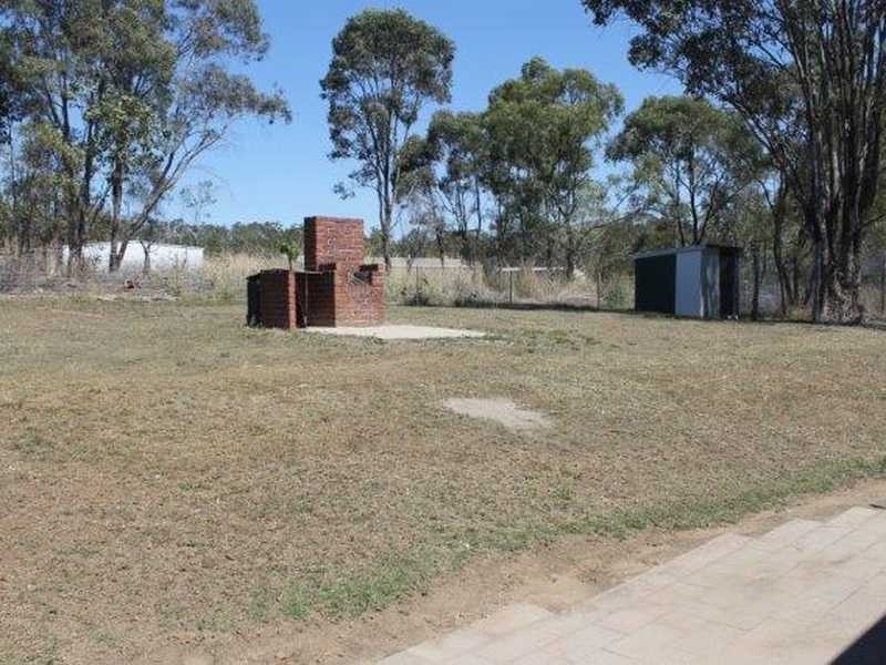 25 McPherson Road, Boyne Island QLD 4680