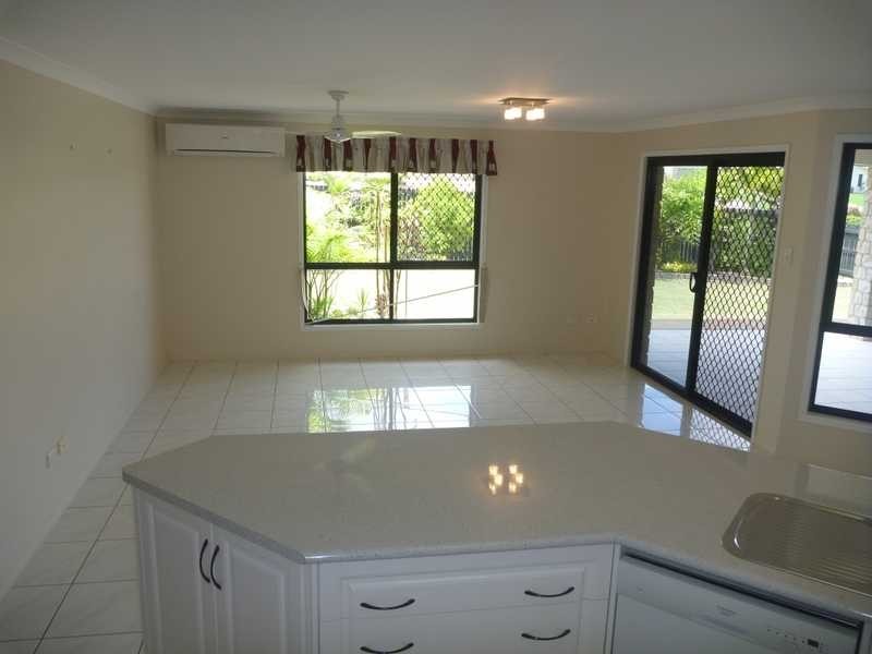4 JEANA CLOSE, Boyne Island QLD 4680