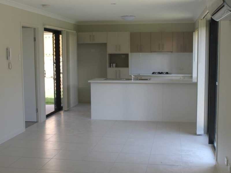 3 Wabby Street, Boyne Island QLD 4680