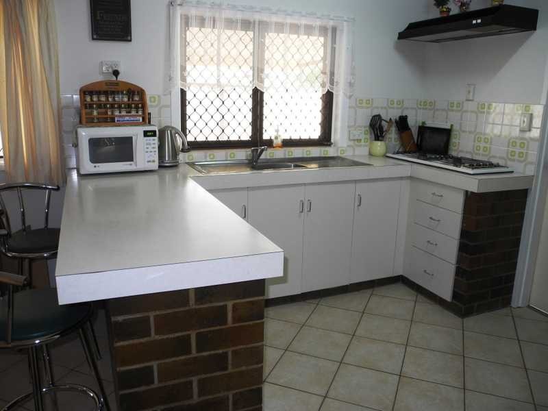 1 Swains Court, Boyne Island QLD 4680