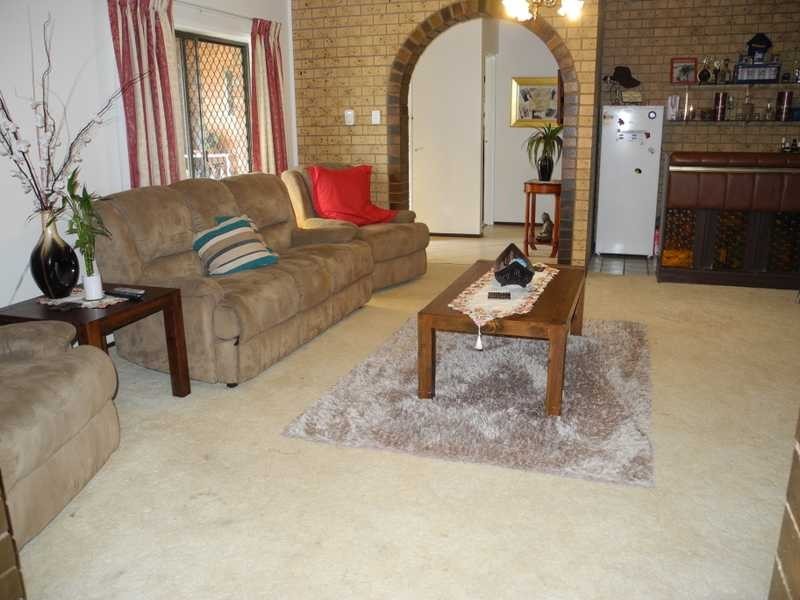 1 Swains Court, Boyne Island QLD 4680