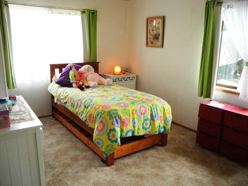 1 Swains Court, Boyne Island QLD 4680