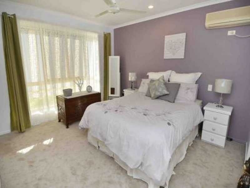 11 Huntington Court, New Auckland QLD 4680