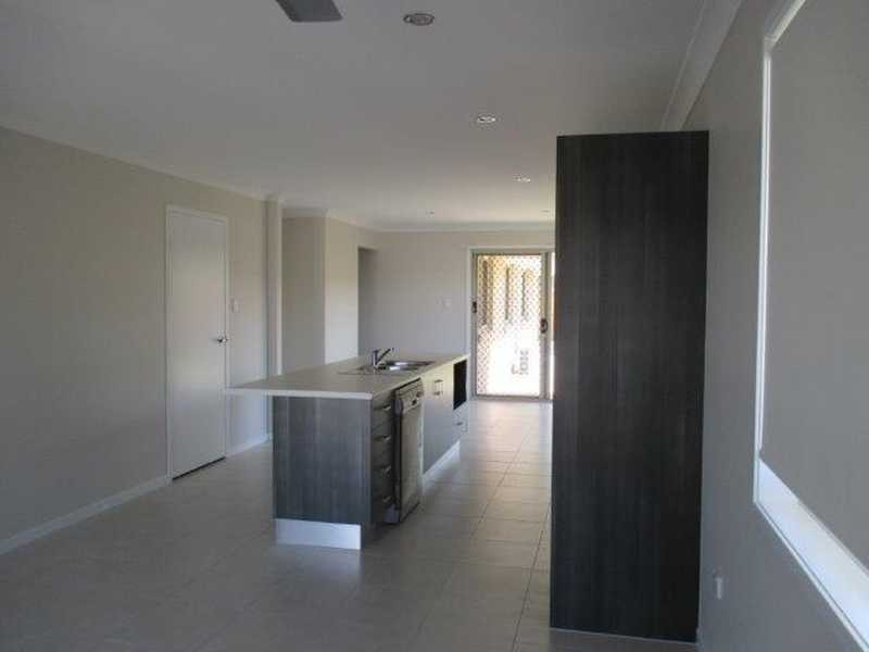 32a BULIMBA STREET, TANNUM BLUE, Tannum Sands QLD 4680