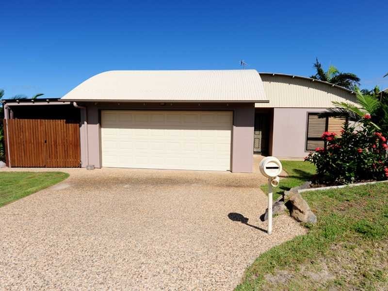 33 Pryde Street, Tannum Sands QLD 4680