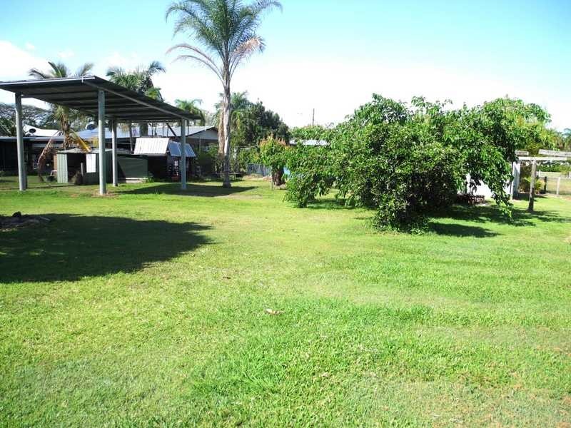 5 Wadeleigh Street, Bororen QLD 4678