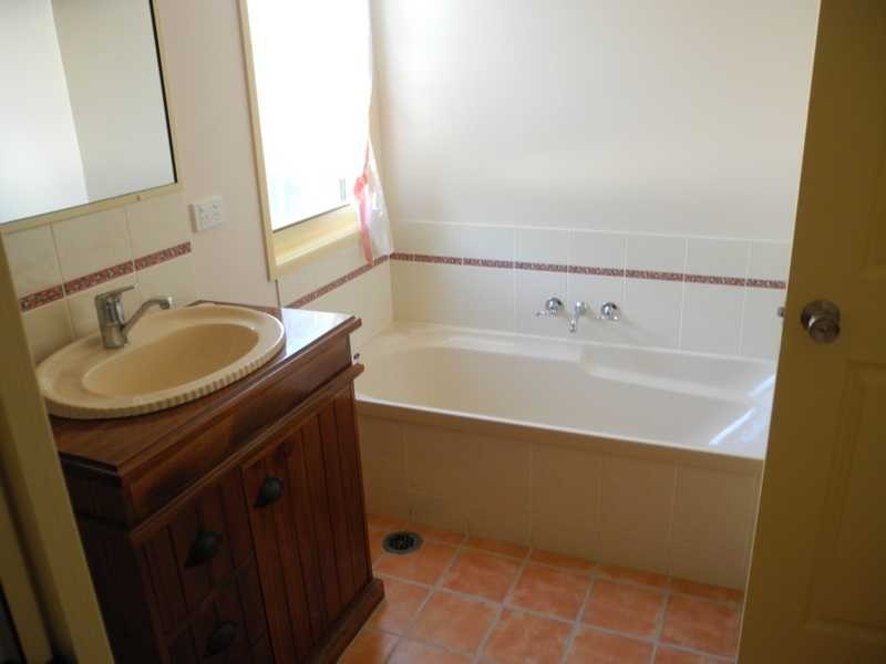 5 Beach Avenue, Tannum Sands QLD 4680