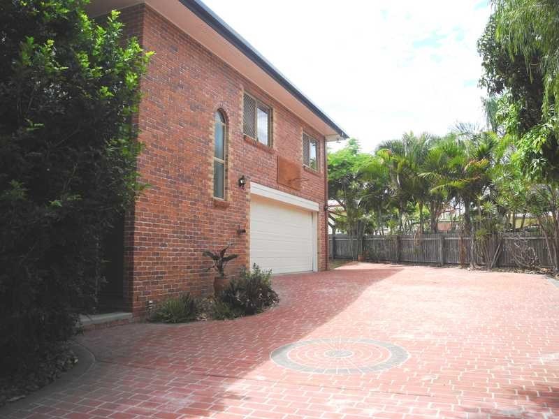 8 Graham Street, Tannum Sands QLD 4680