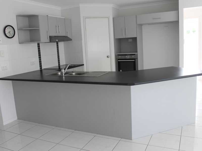 14 Surita Court, Boyne Island QLD 4680