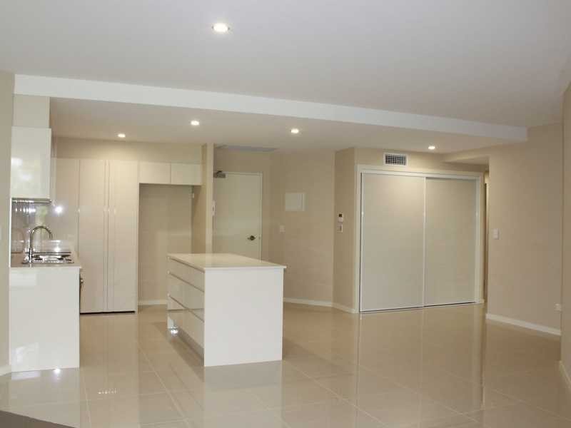 10 Wyndham Avenue, Boyne Island QLD 4680