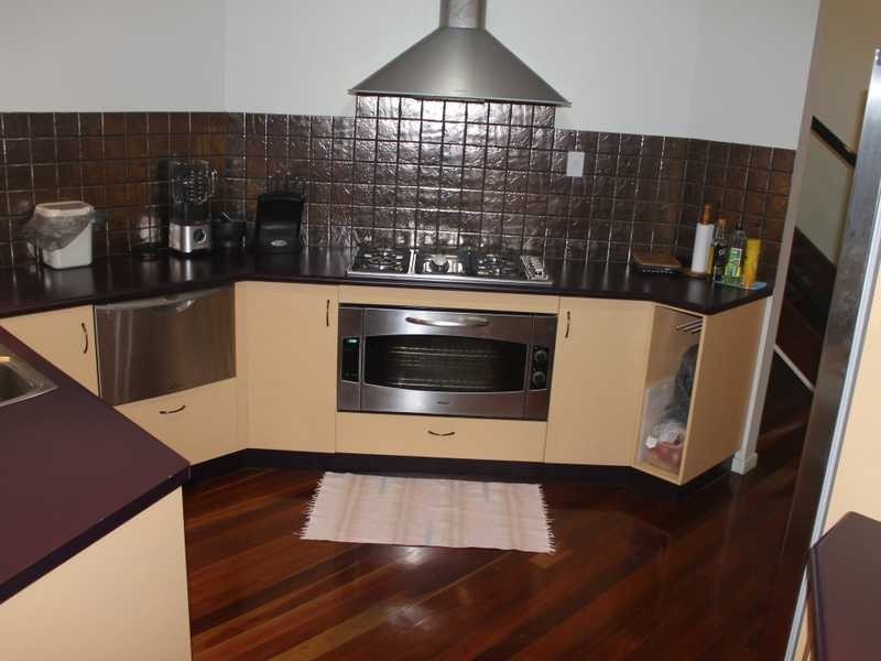 48 Malpas Street, Boyne Island QLD 4680