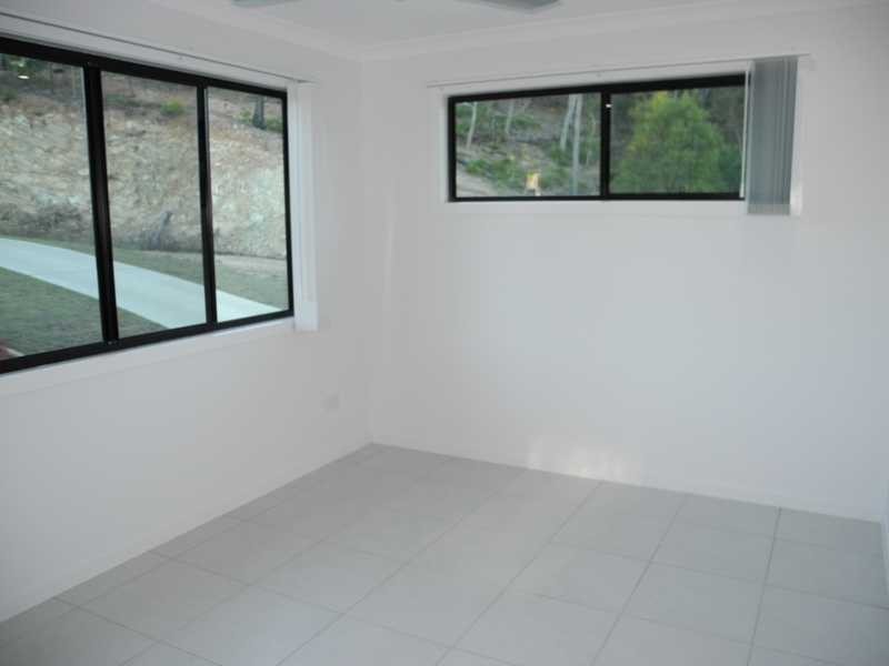 14 Bauhinia Street, Boyne Island QLD 4680