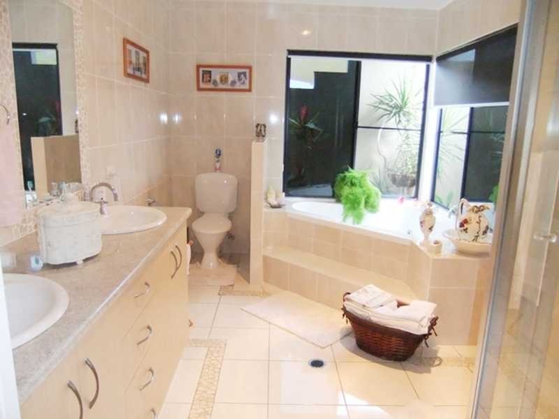 4 Schooner Street, Tannum Sands QLD 4680