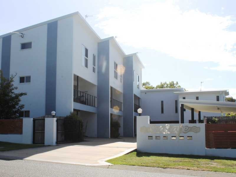 4/30 Beach Avenue, Tannum Sands QLD 4680