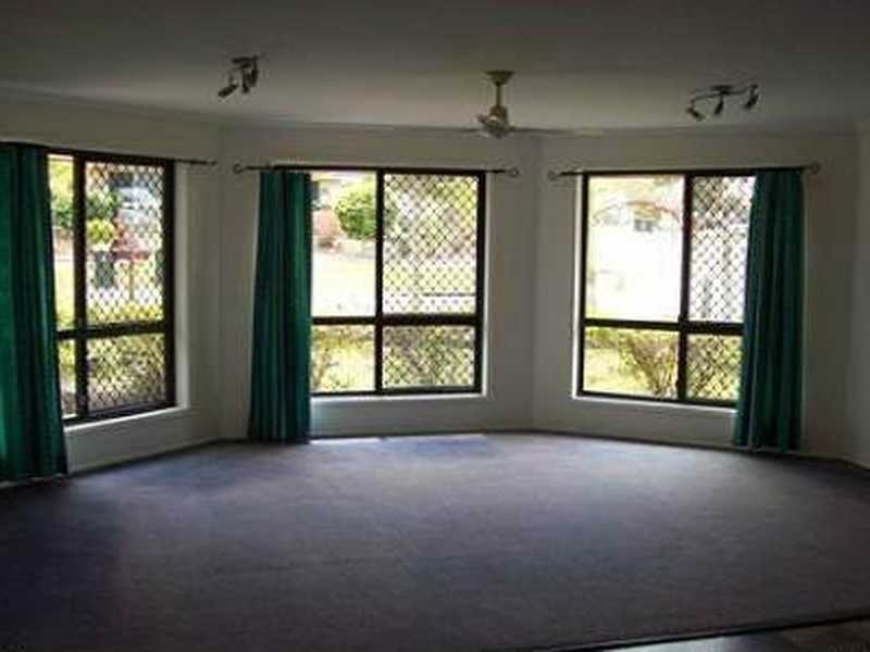 1 Belah Court, Boyne Island QLD 4680