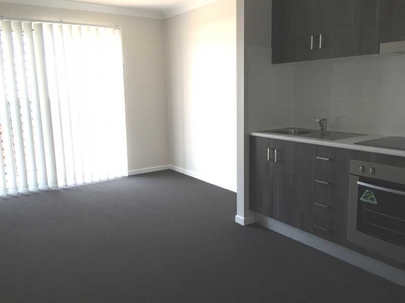 2/8 ARIEL LANE, Tannum Sands QLD 4680