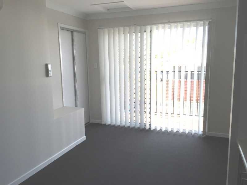 2/8 ARIEL LANE, Tannum Sands QLD 4680