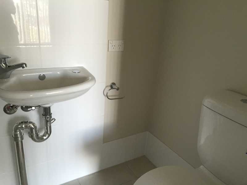 2/8 ARIEL LANE, Tannum Sands QLD 4680