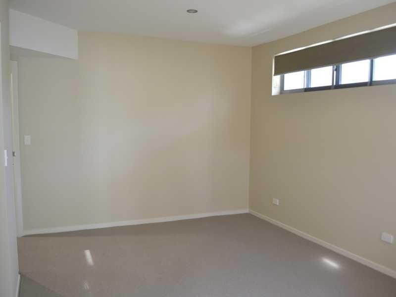 Apartment 203/10 Wyndham Avenue, Boyne Island QLD 4680