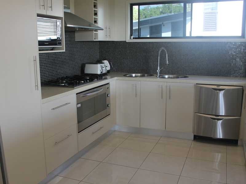 5 Bauhinia Street, Boyne Island QLD 4680