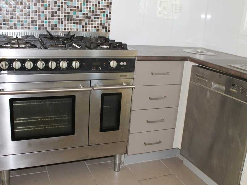 2 Polmaise Street, Boyne Island QLD 4680