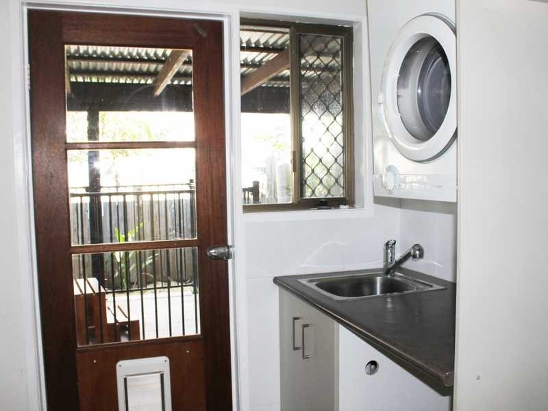 2 Polmaise Street, Boyne Island QLD 4680