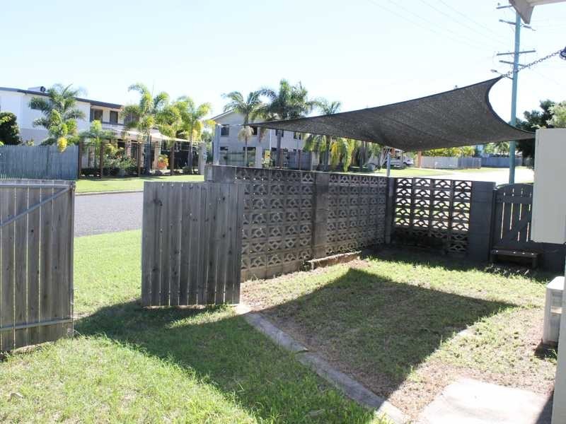 2 Polmaise Street, Boyne Island QLD 4680