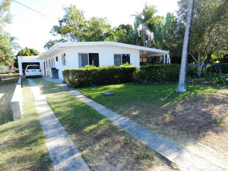 11 Yukana Street, Boyne Island QLD 4680