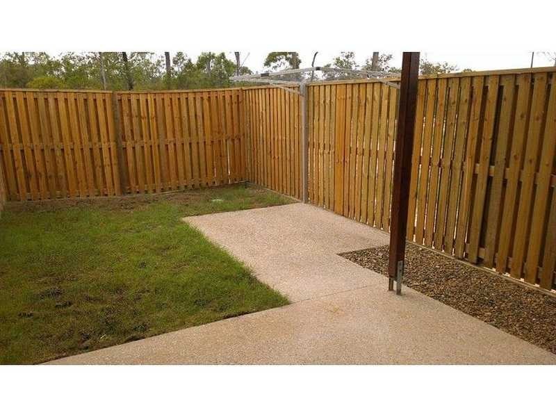 8B Kirkdale Street, Tannum Sands QLD 4680