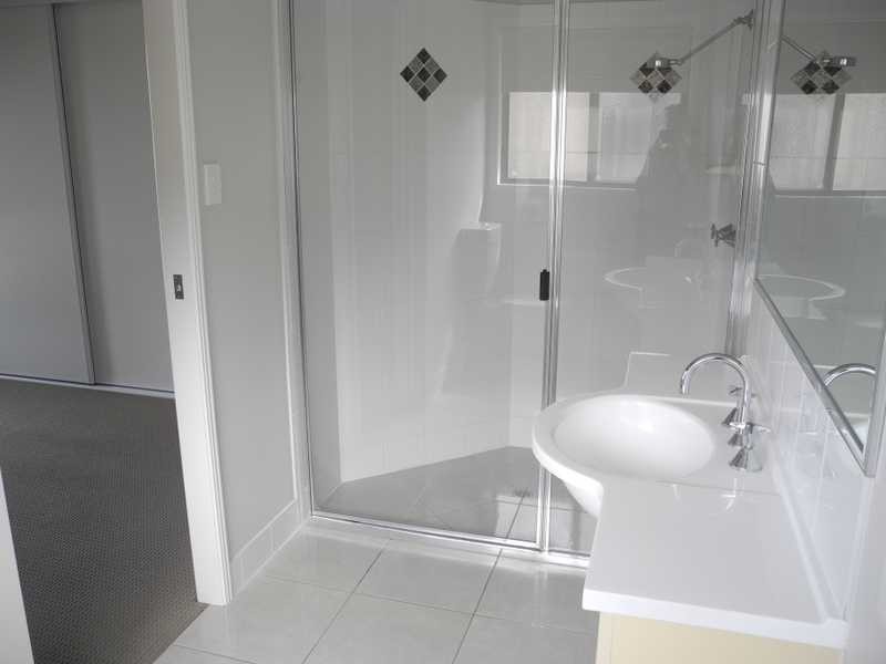 15 Surita Court, Boyne Island QLD 4680