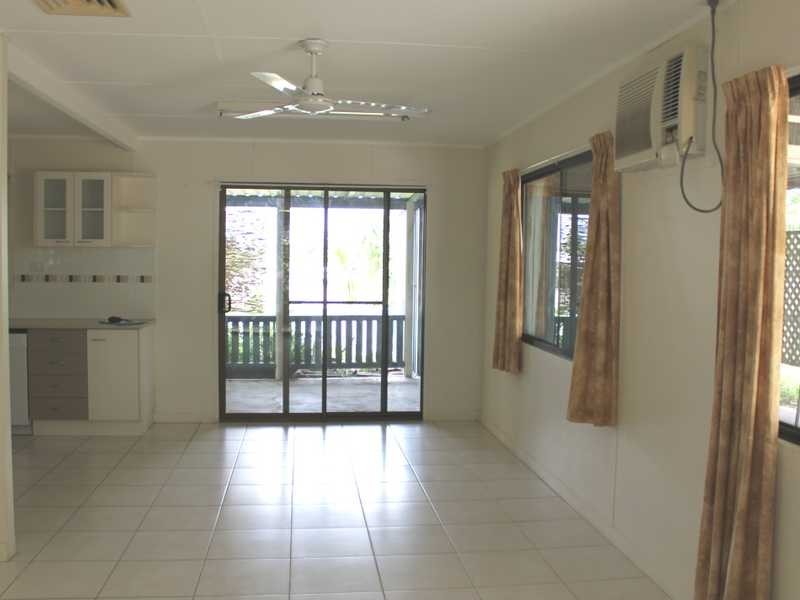 11 Pleasant Avenue, Tannum Sands QLD 4680