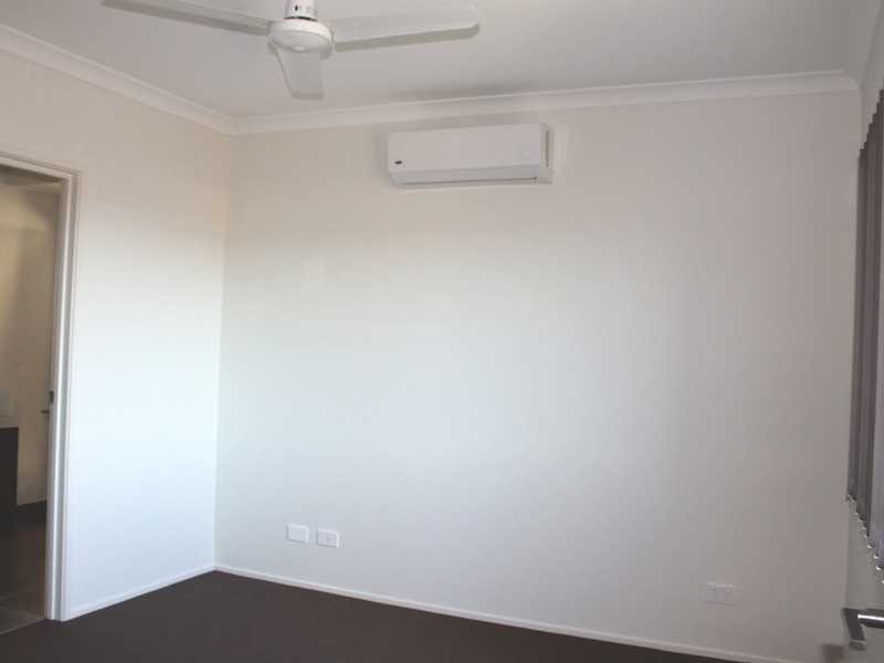 27 Koolivoo Parade, Boyne Island QLD 4680
