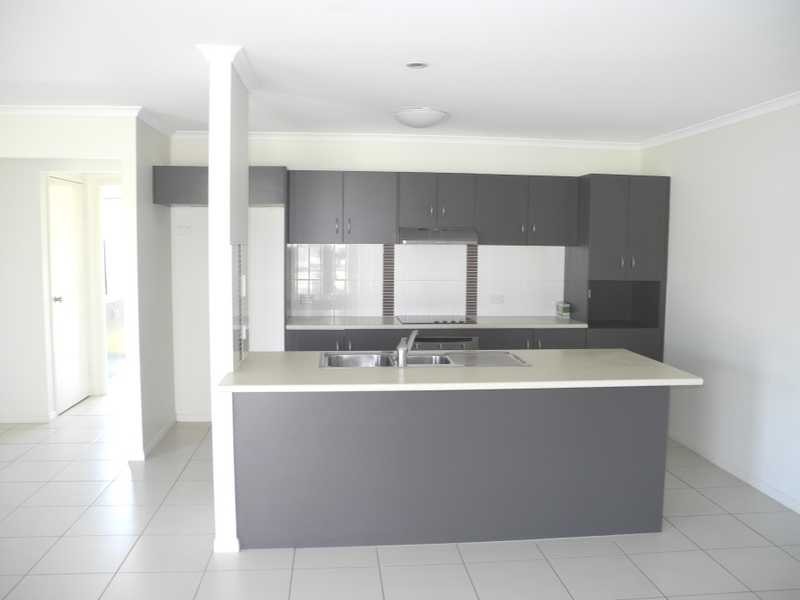 16 Surita Court, Boyne Island QLD 4680