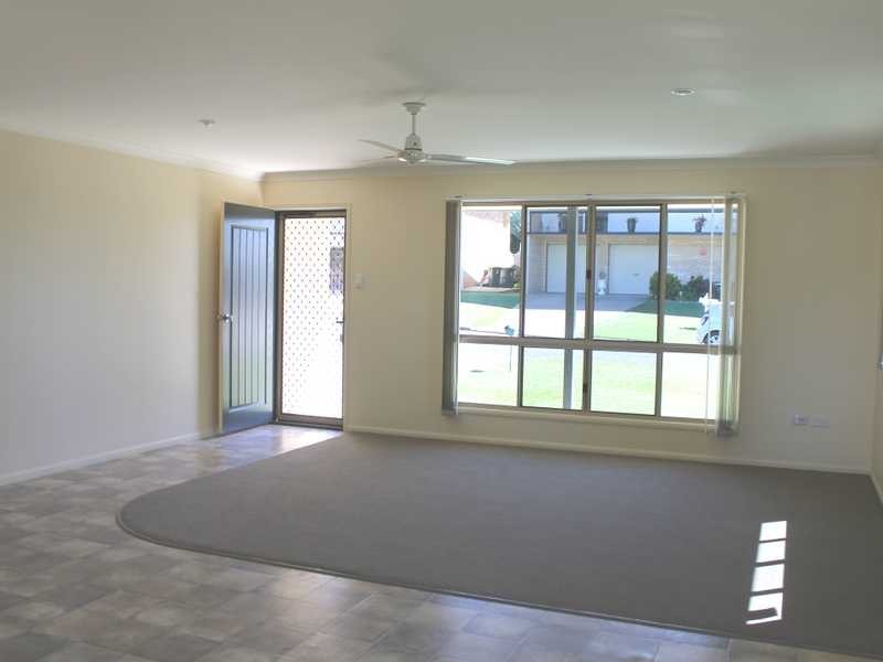 6 Swains Court, Boyne Island QLD 4680