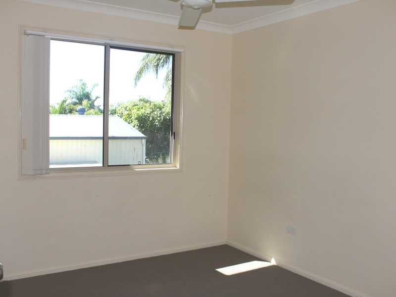 6 Swains Court, Boyne Island QLD 4680