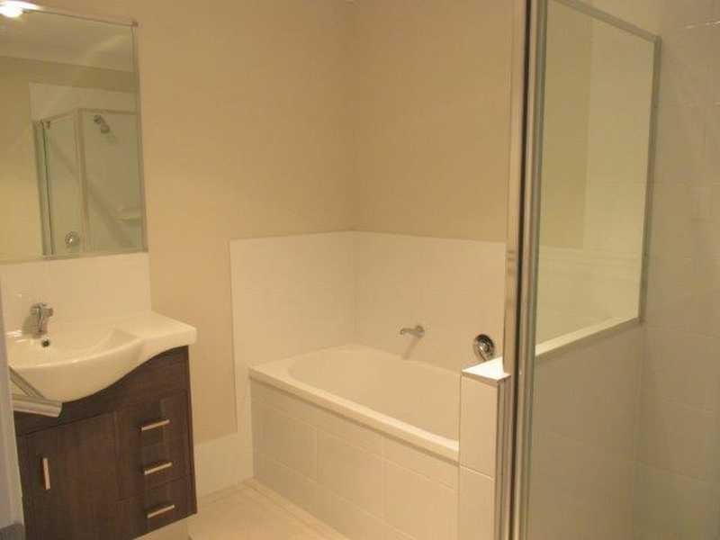 25a Aurora Road, Tannum Sands QLD 4680