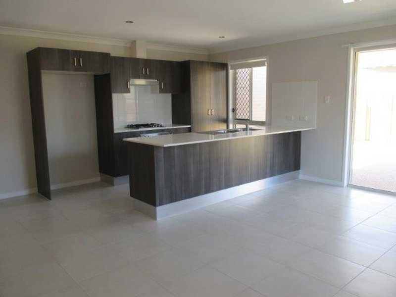 25a Aurora Road, Tannum Sands QLD 4680