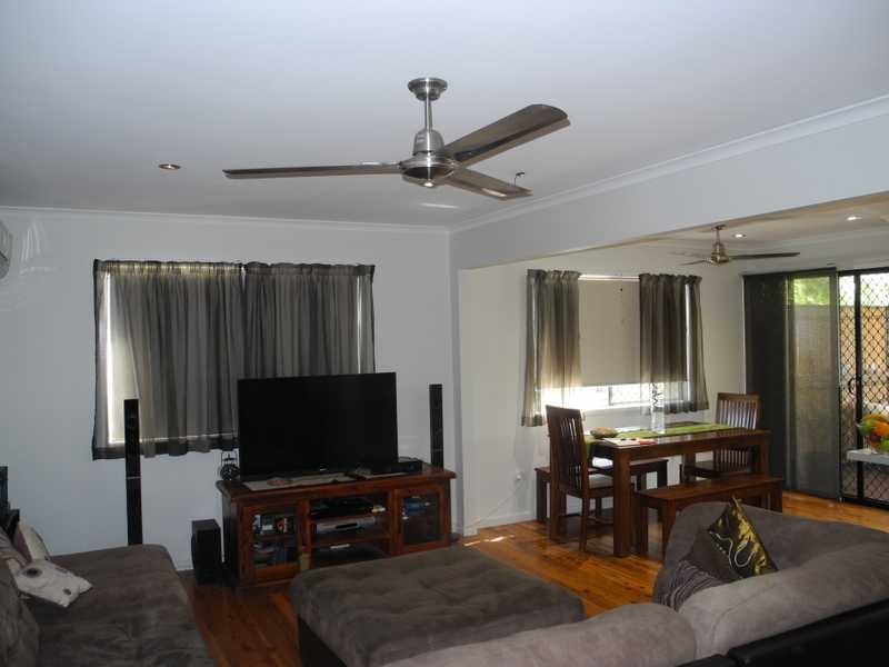 8 Andrew Court, Boyne Island QLD 4680