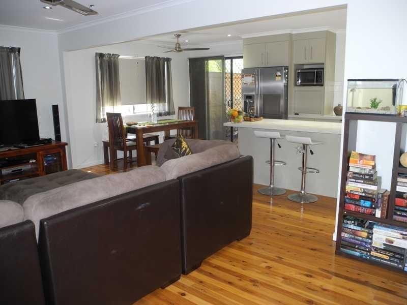 8 Andrew Court, Boyne Island QLD 4680