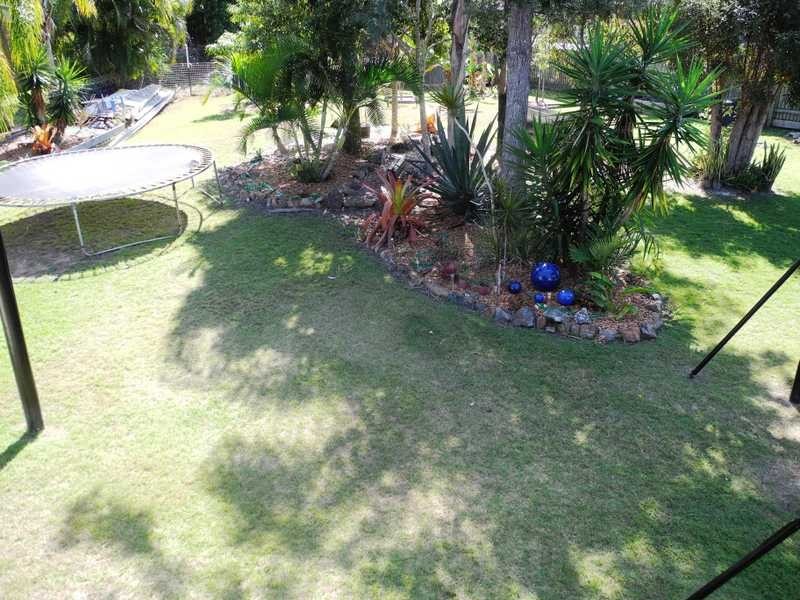 8 Andrew Court, Boyne Island QLD 4680