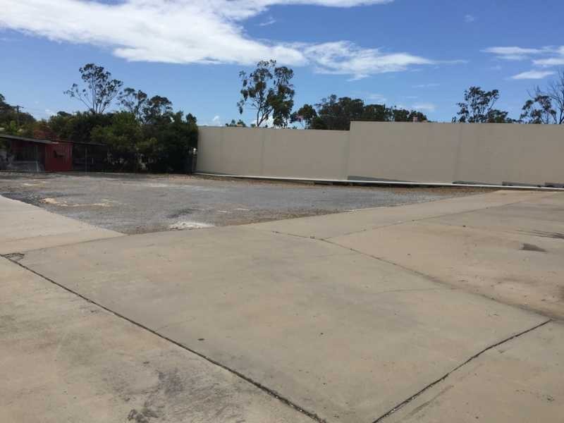 4 Dennis Street, Boyne Island QLD 4680