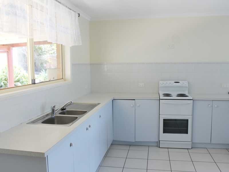 32 Beltana Drive, Boyne Island QLD 4680