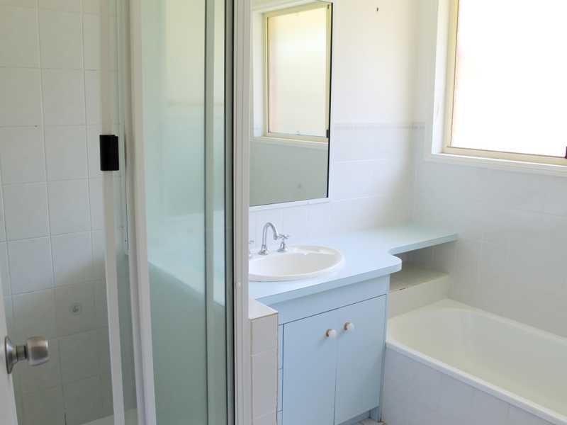 32 Beltana Drive, Boyne Island QLD 4680